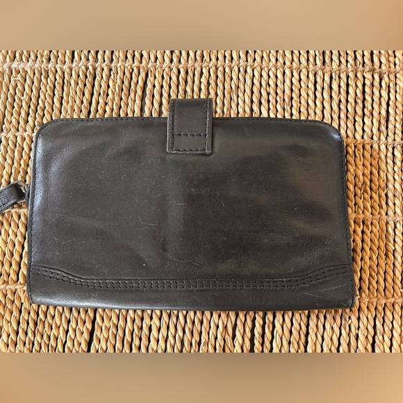 Leather clutch with wristlet - Picture 9 of 15